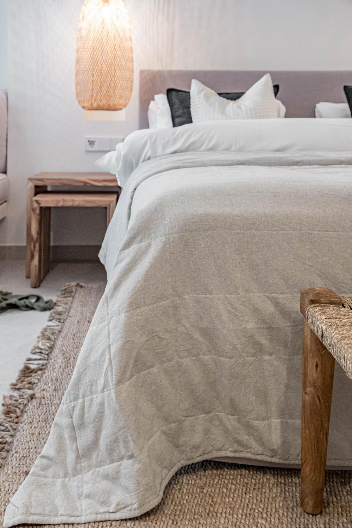 Seaclub Suites Estepona Ngoại thất bức ảnh