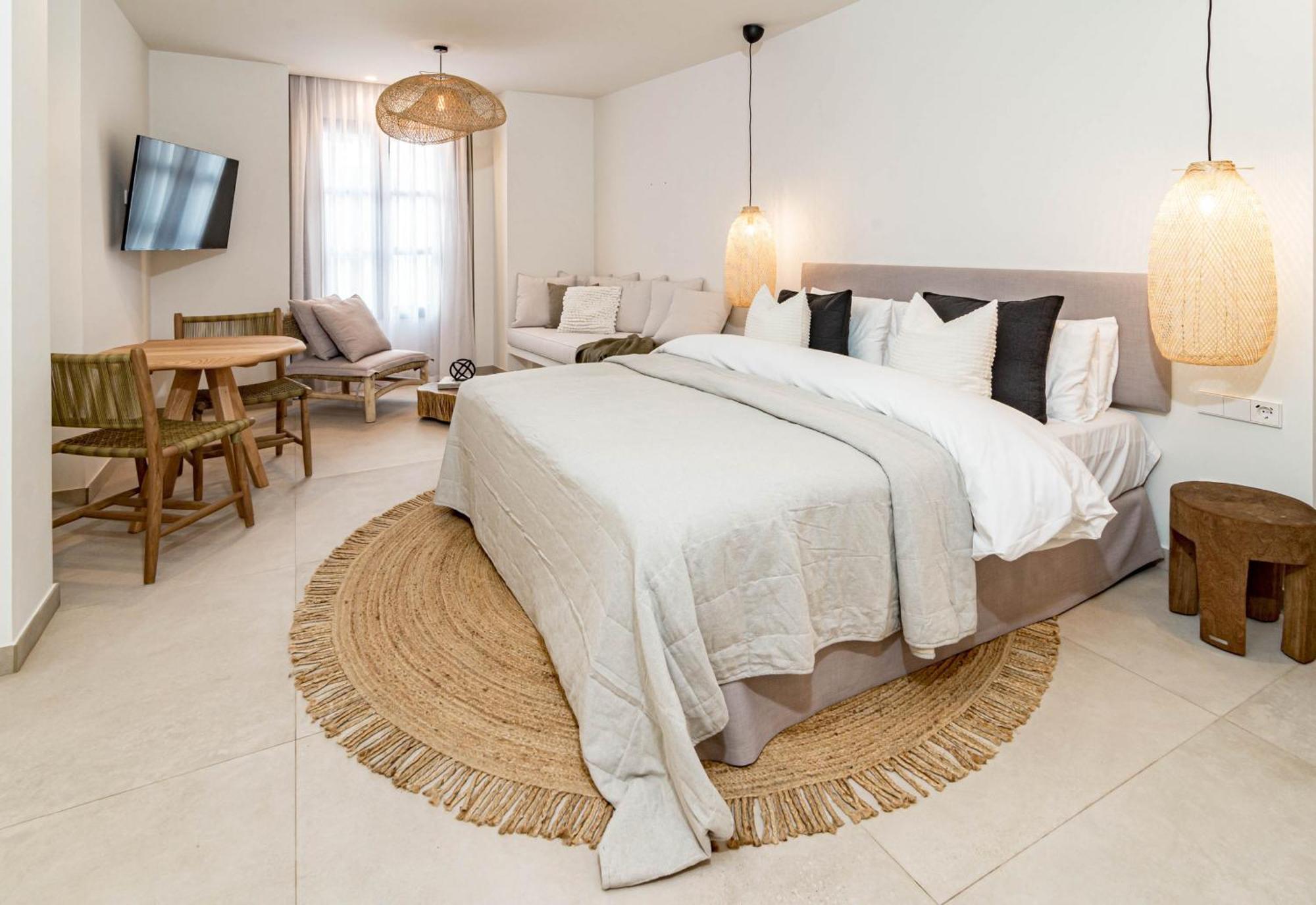 Seaclub Suites Estepona Ngoại thất bức ảnh