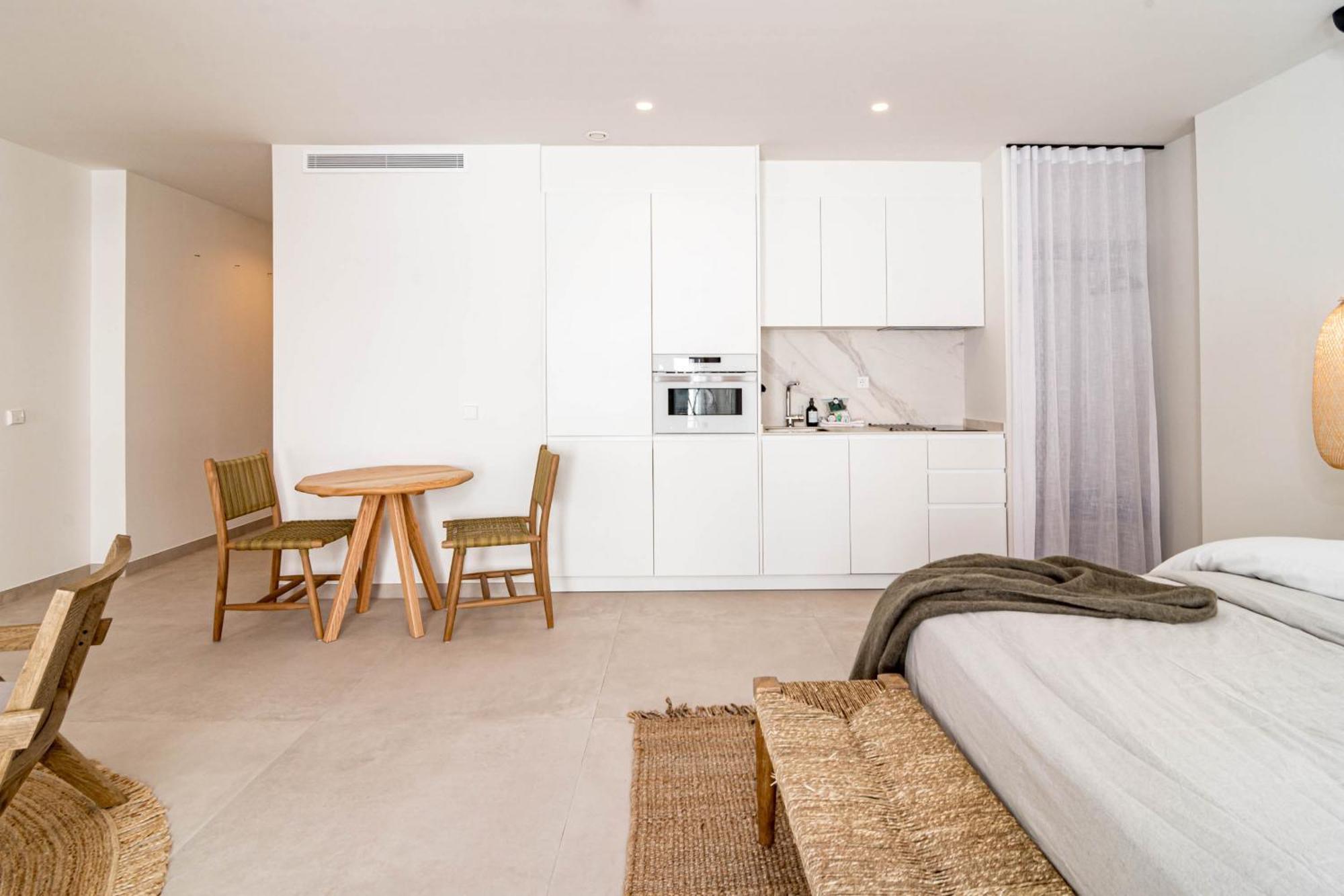 Seaclub Suites Estepona Ngoại thất bức ảnh