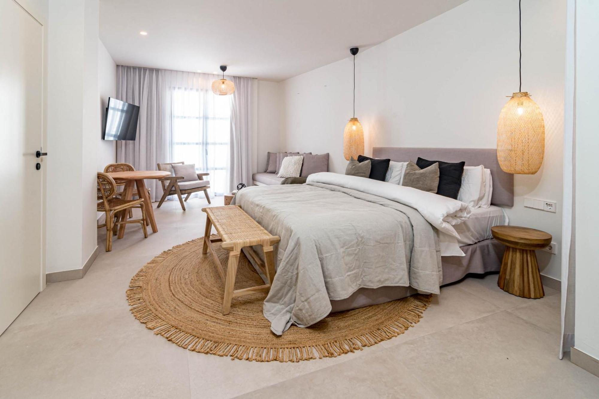 Seaclub Suites Estepona Ngoại thất bức ảnh